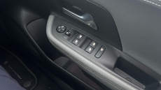 Vauxhall Mokka 100kW Elite Premium 50kWh 5dr Auto Electric Hatchback